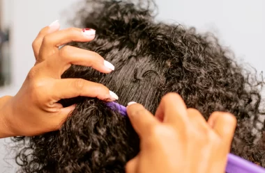 Cabelo cacheado embaraçado: Quais os principais motivos?